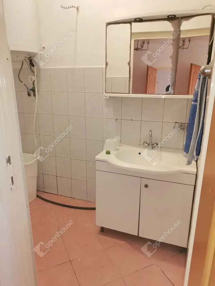 Ácsi családi ház eladó 93m2 1800m2 telken