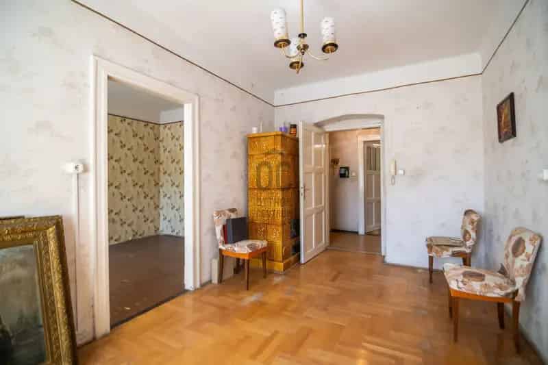 92nm 4 szobás felújítandó lakás Budapest 9 kerületben