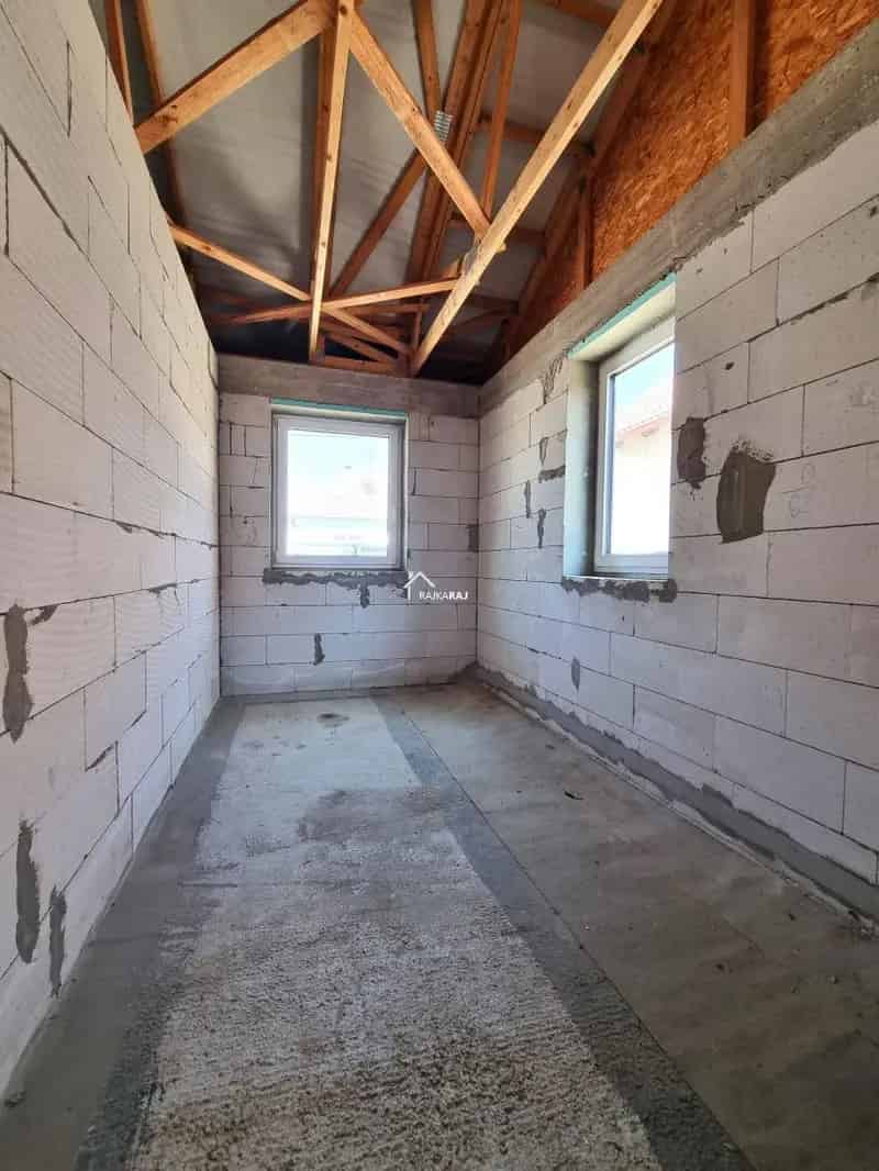 80 m2-es Új Építésű Téglaház Eladó 16 m2 Terasszal