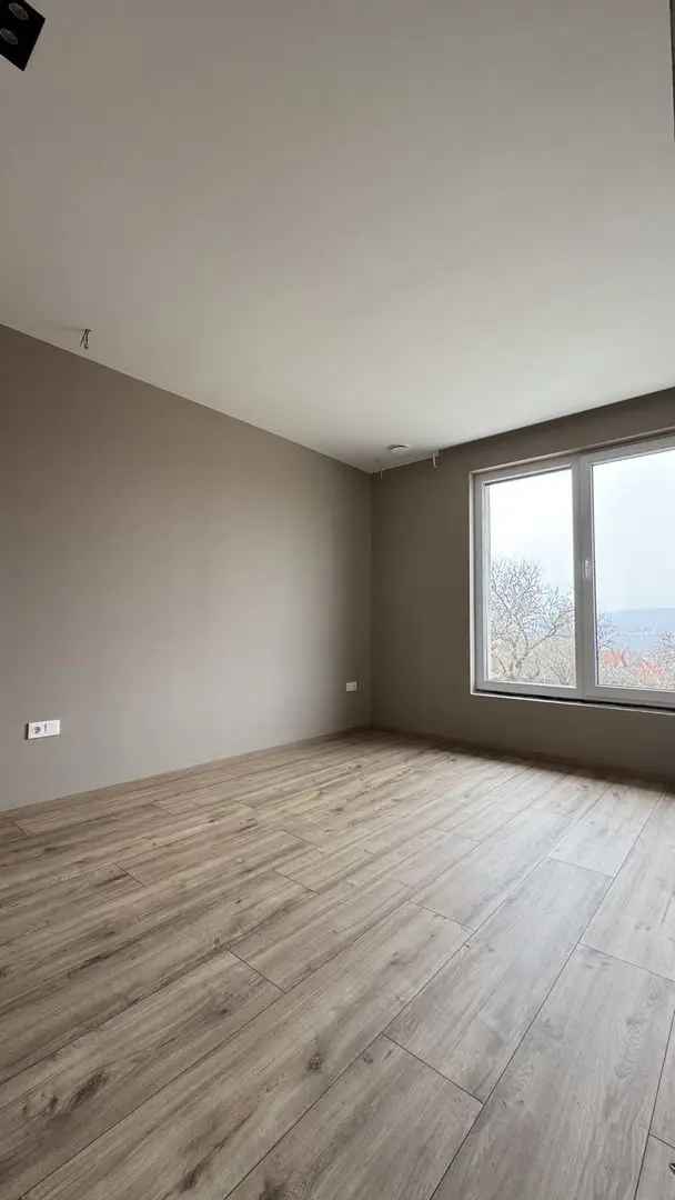 Új Építésű Családi Ház Balatonfűzfőn Panorámás Telken
