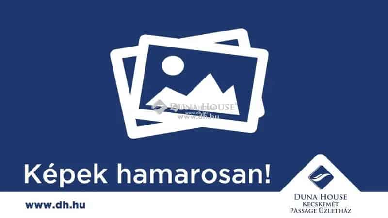Hunyadiváros 64 nm családi ház garázzsal eladó