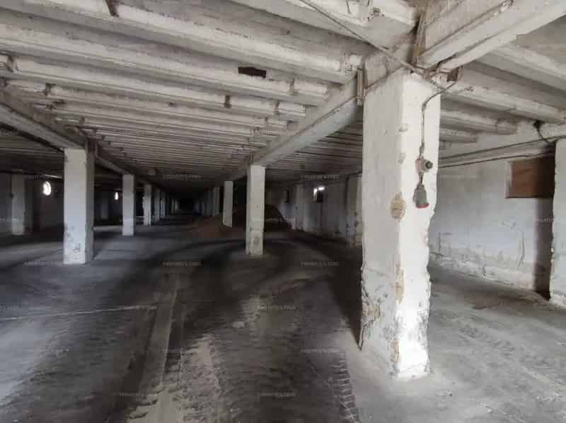 Telephely Elado Kiado Pakstol 5 Kmre 11200 Nm