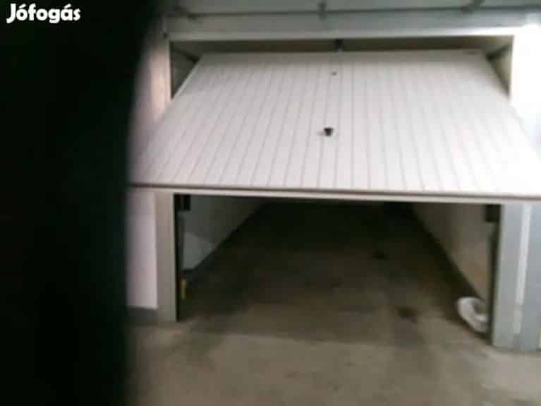Kecskemét Hunyadiváros Garázs Eladó