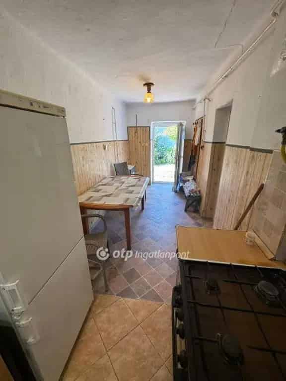 72 5 m2 3 szobás családi ház Egyeken