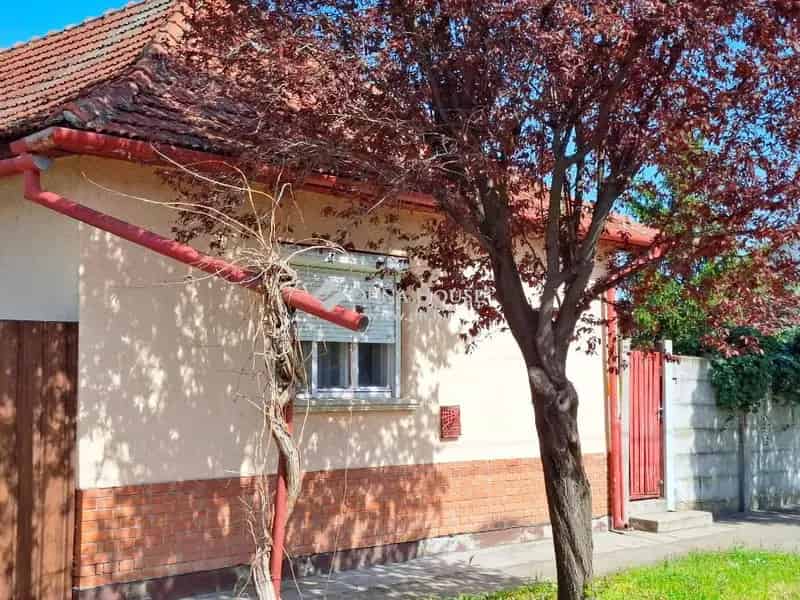 Gyulai családi ház eladó 130 nm 1020 nm-es telken