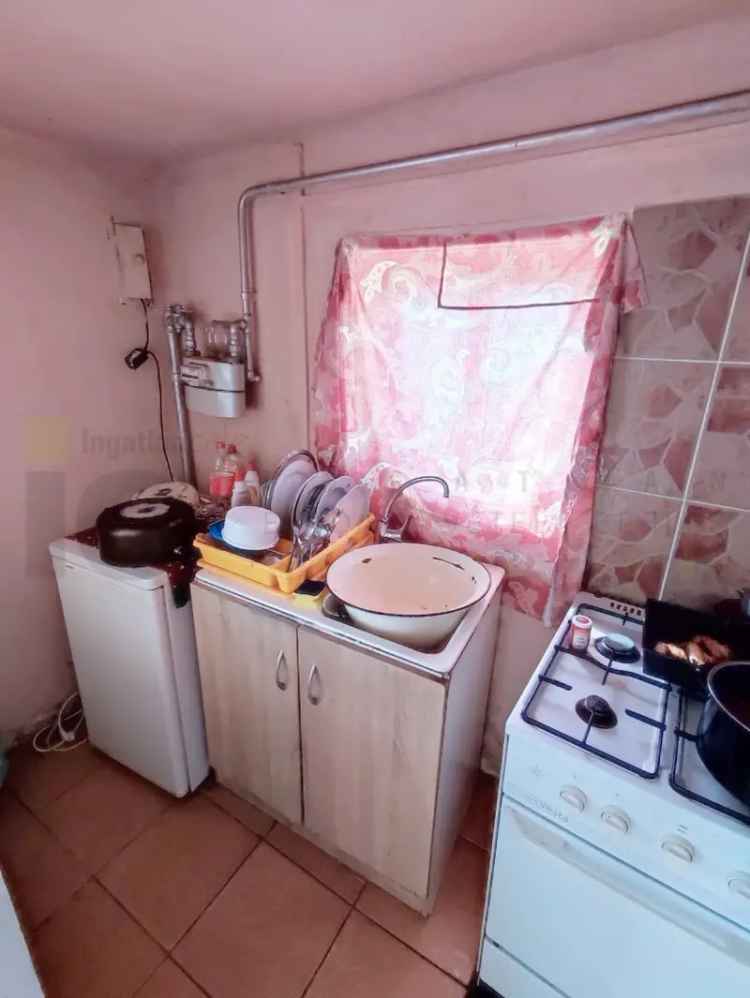Felújítandó családi ház Üllésen 50 m2 1050 m2 telekkel