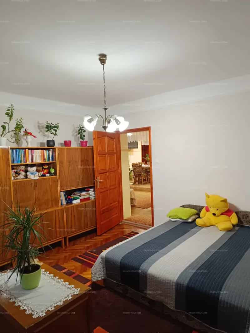 Több generációs családi ház Túrricsén