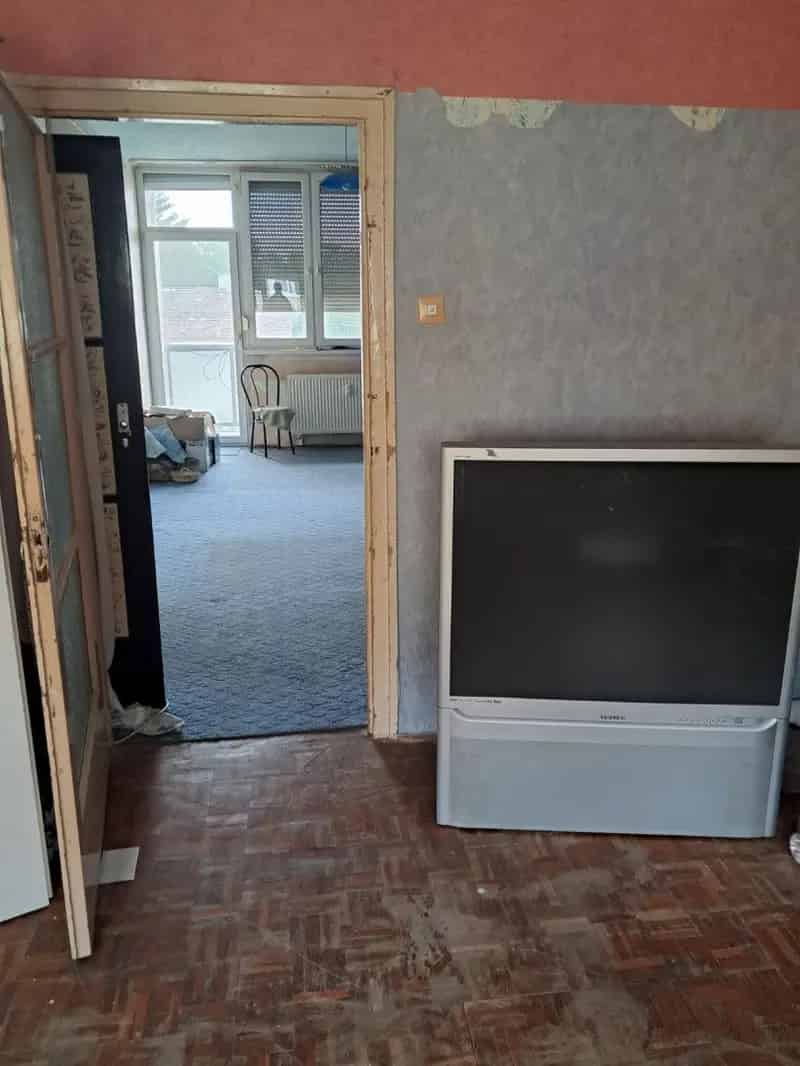 Nyergesújfalu 54nm-es 2 szobás lakás eladó