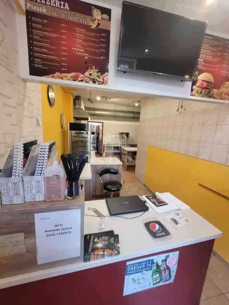 Gyógyfürdő melletti üzlethelyiség eladó 110m2