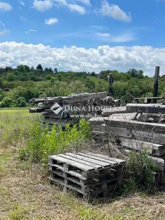 Bicskei telek eladó 7747 nm Hegyikastély úton panorámás kilátással