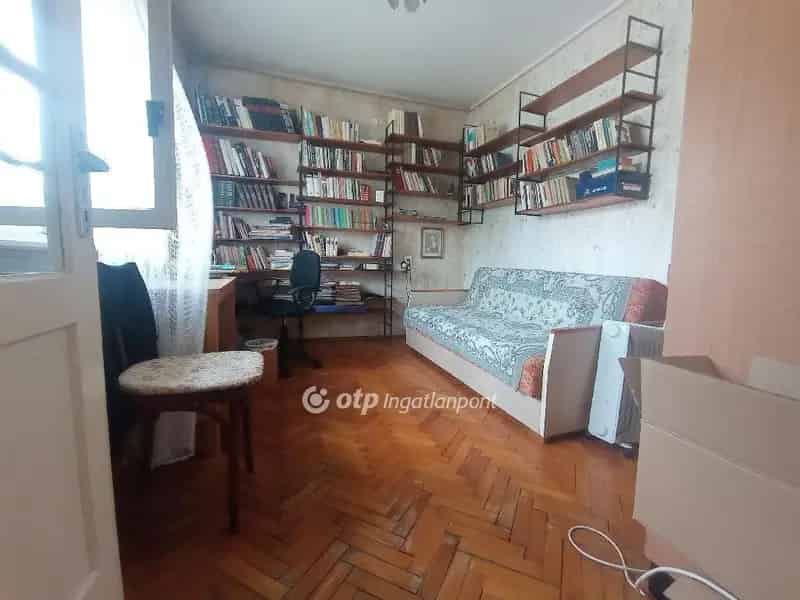 Tágas családi ház Szarvas belvárosában