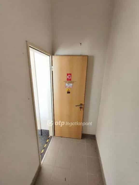 Üzleti célú Kiadó , Jászapáti járás, Alföld és Észak