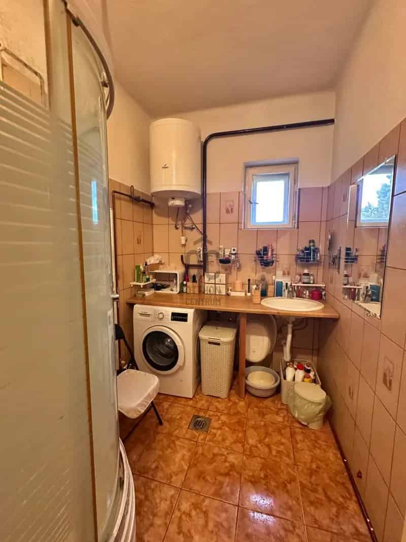 82m2-es Lakás eladó Bókaytelepen kerttel és garázzsal