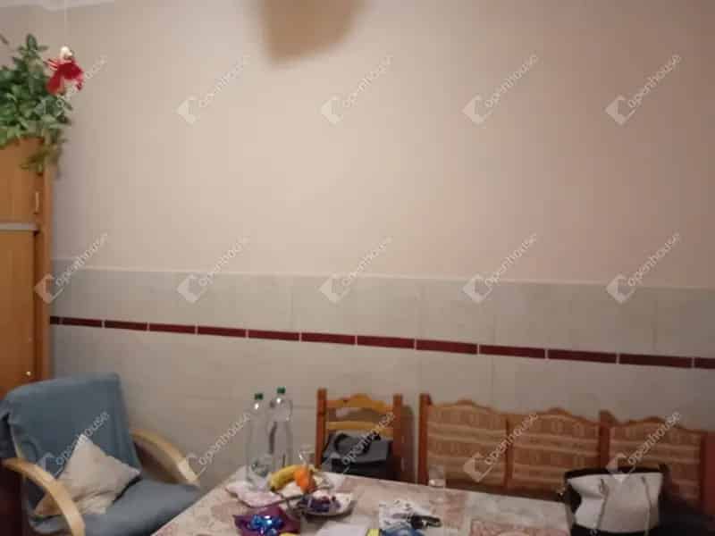 Eladó családi ház Tatabánya - 49m2 - 2 szoba