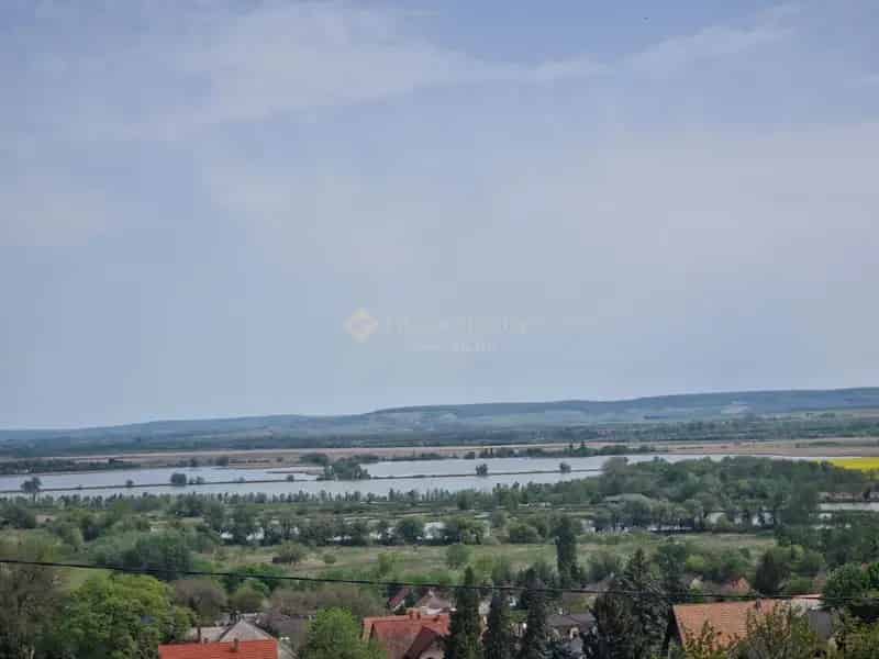 Exkluziv Panoramas Haz Fonyodon 90nm 2 Generacios