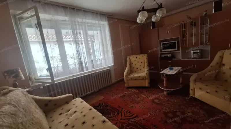 Jászberényi családi ház garzonnal eladó - CSOK