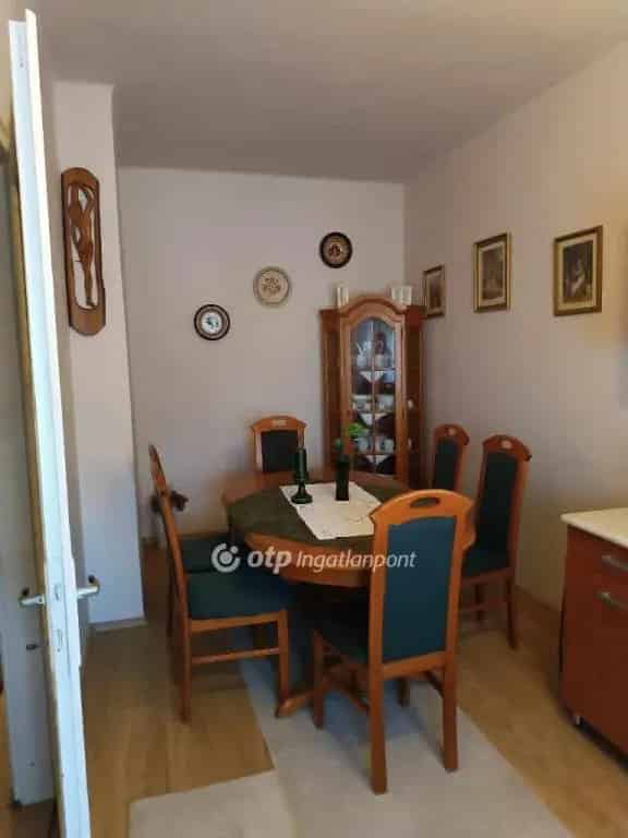 Hajduhadház 187m2 4 szobás ház eladó garázzsal