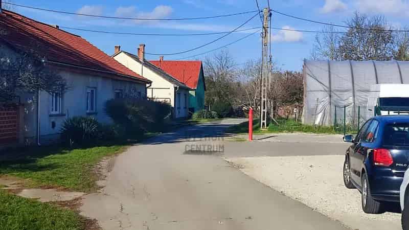 Somogysárdi eladó telek 2058 m2 - központi elhelyezkedés