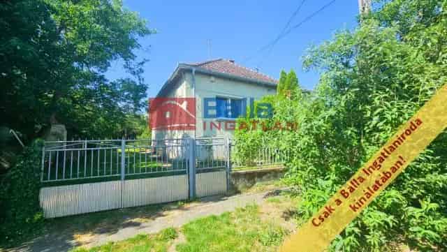Szendehelyi családi ház eladó - 72 nm, 2+1 szoba, nagy telek