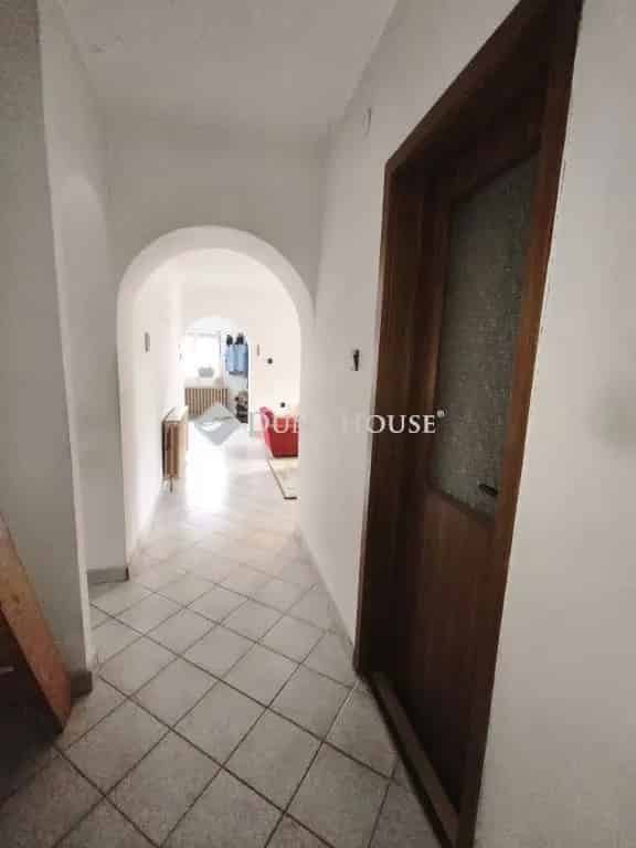 Tágas családi ház Előszálláson nagy telekkel és bővítési lehetőséggel