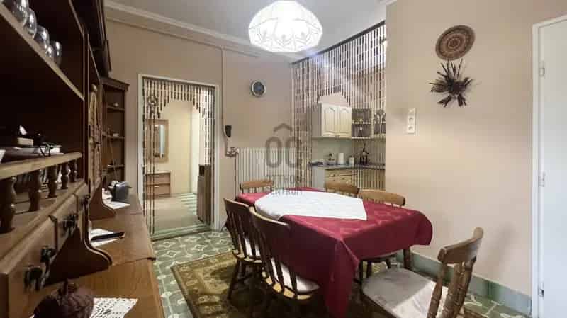 1165m2-es családi ház eladó - felújított