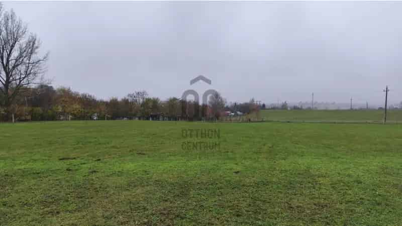 Egri panorámás telek eladó 38600 nm szántó