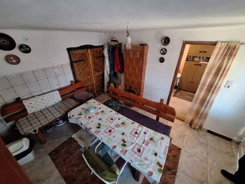 Tamási hétvégi ház eladó - 2 szintes, felújított, panorámás