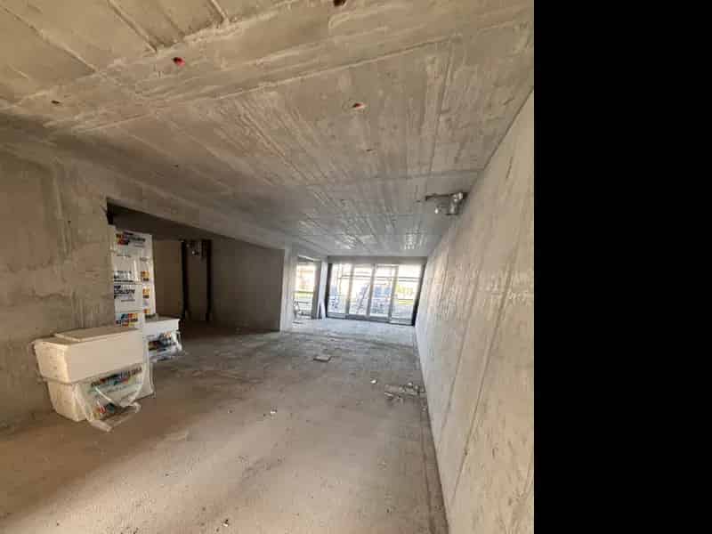 Győr Új Üzlethelyiség Eladó 81 m² Parkolóval