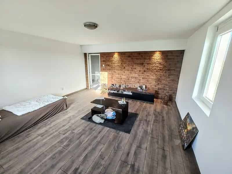 Felujitott haz Domaszeken 108 m2 3560 m2 telekkel