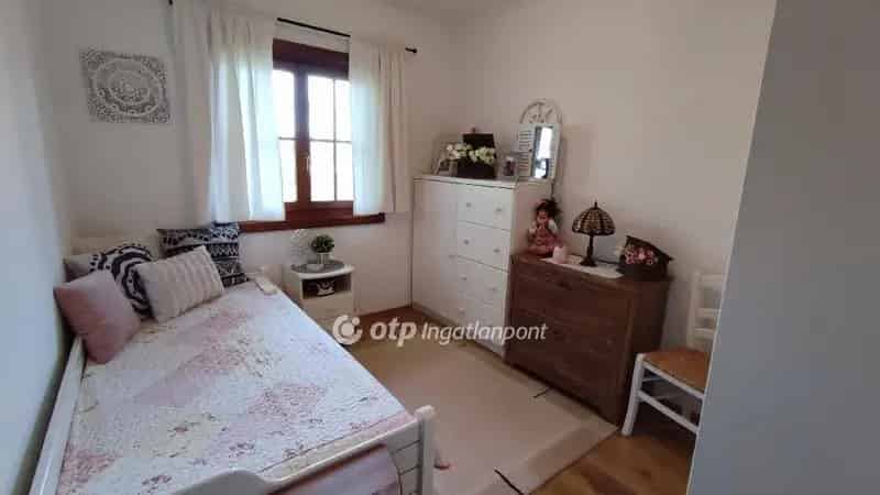 Balatonberényi 2 Generációs Családi Ház Eladó