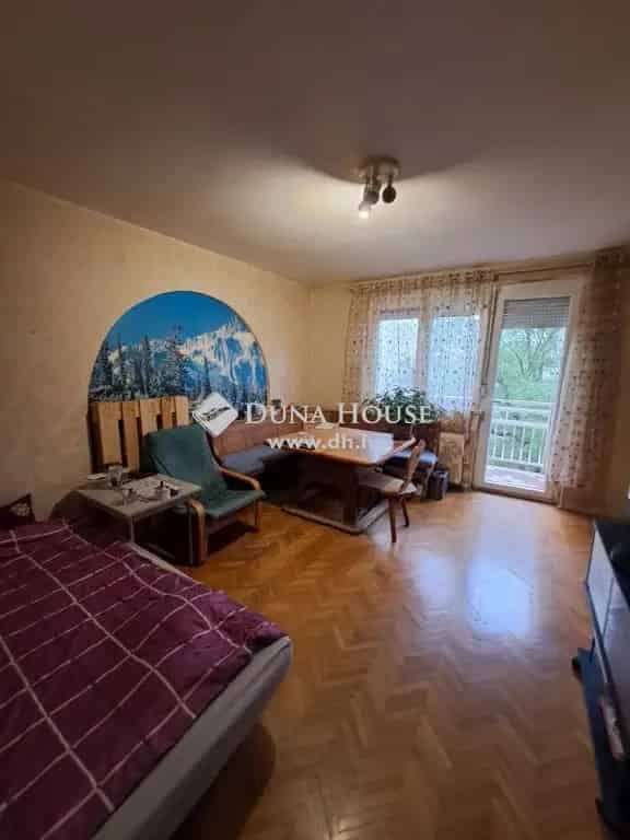 96 nm-es 4 szobás lakás a Nagyerdőnél - Nagycsaládosoknak és egyetemistáknak