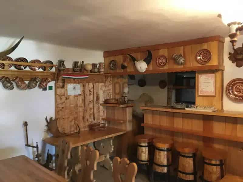 Nagy családi ház Szekszárdon gyönyörű panorámával