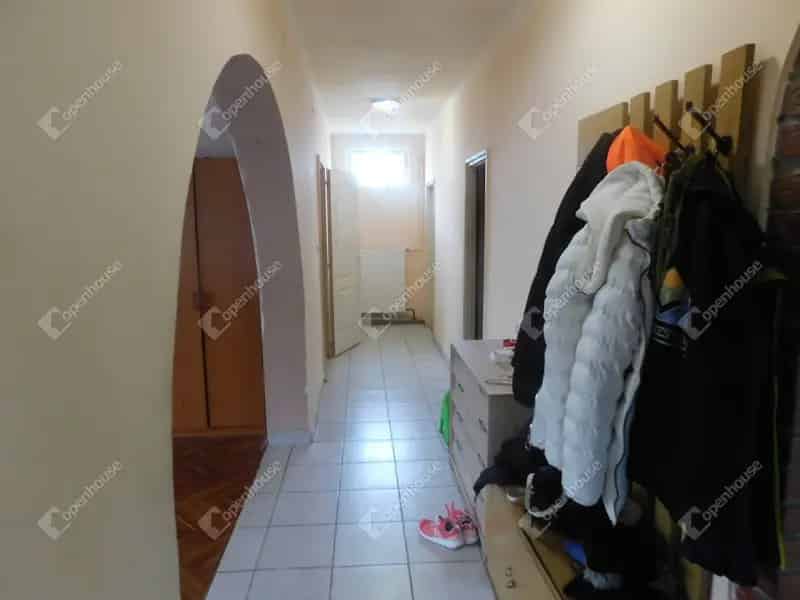 Somogysárdi családi ház eladó - felújított, nagy telek