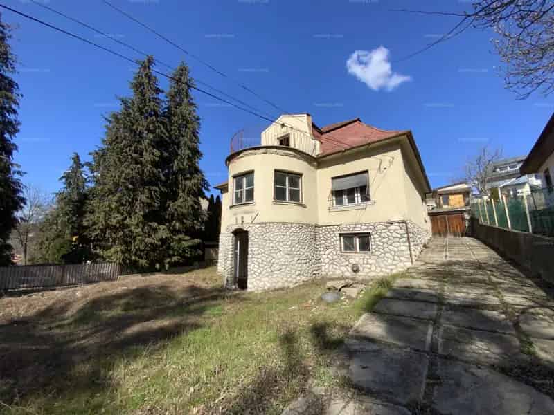 6 szobás családi ház Miskolctapolcán eladó