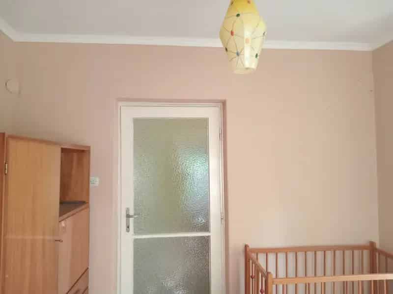 2 szintes családi ház Tabon 720m2-es telken