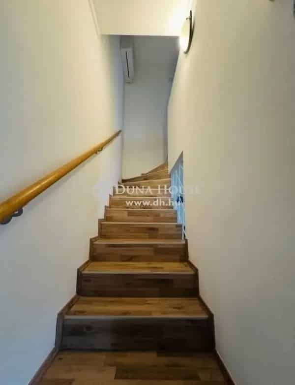 Üllői családi ház eladó - 2 szintes, dupla komfortos, modern