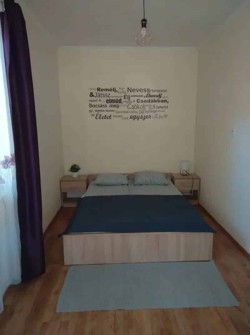 8 szobás családi ház Zamárdiban 1067nm-es telekkel