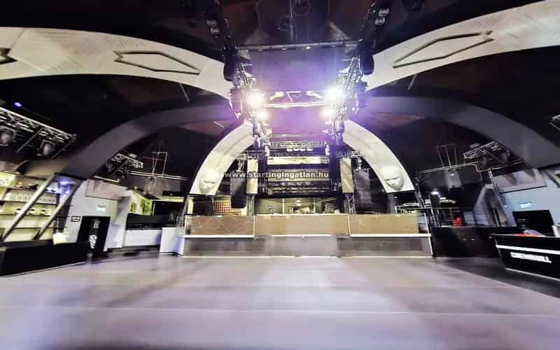 Kiadó Rendezvényhelyszín Budapest X Keruletben 2000m2
