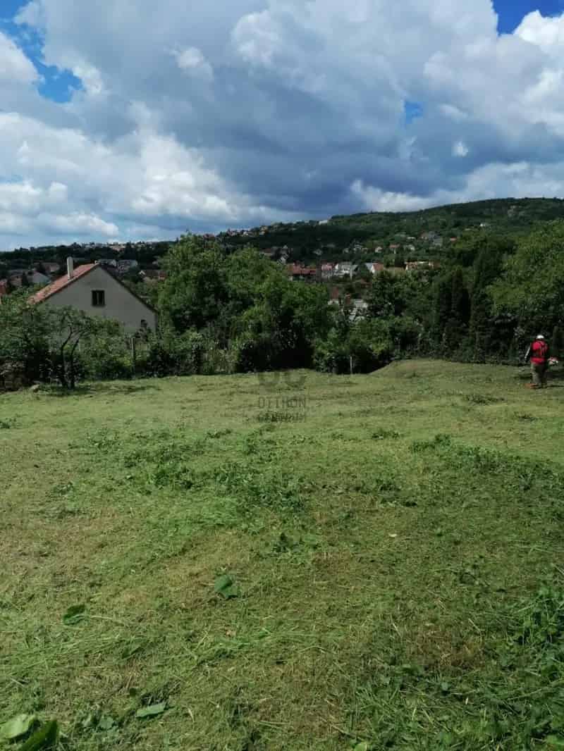 Pécs Rigóder - családi ház vagy társasház építési telek