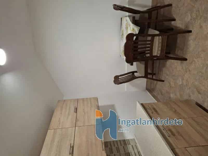 65m2-es felújított családi ház eladó