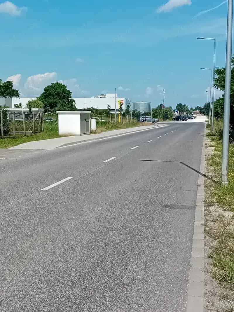 Üllői ipari terület eladó 16648 nm 600 nm épülettel