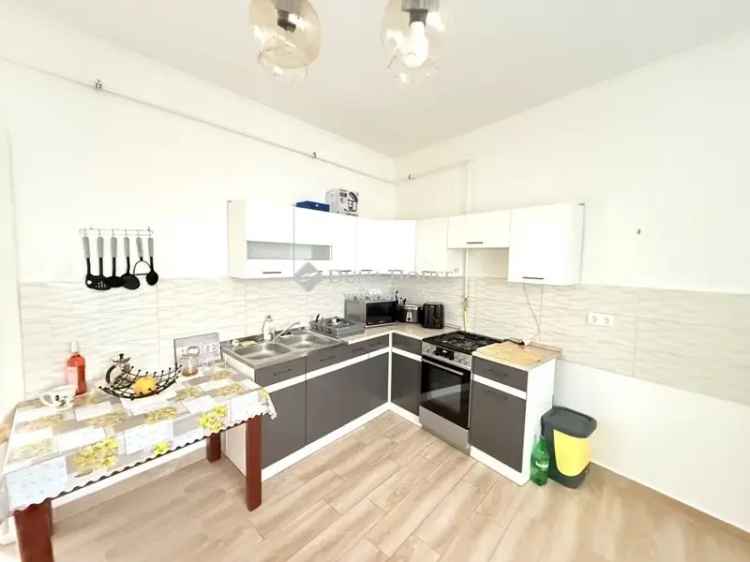 Felújított Polgári Ház Hobolban 3100m2 Telekkel