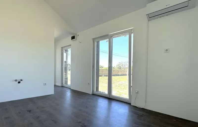 2 szobás új mobilház 1108 m² telken Hajdúsámsonban