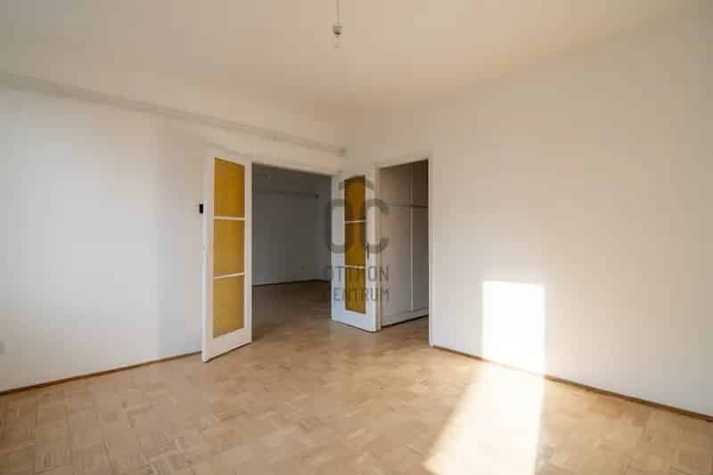 Budapest II kerület Kuruclesi 3 szobás lakás eladó
