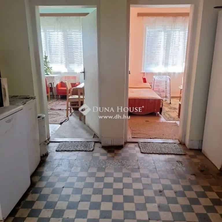 Eladó családi ház Egyházashollóson 70nm 2szoba