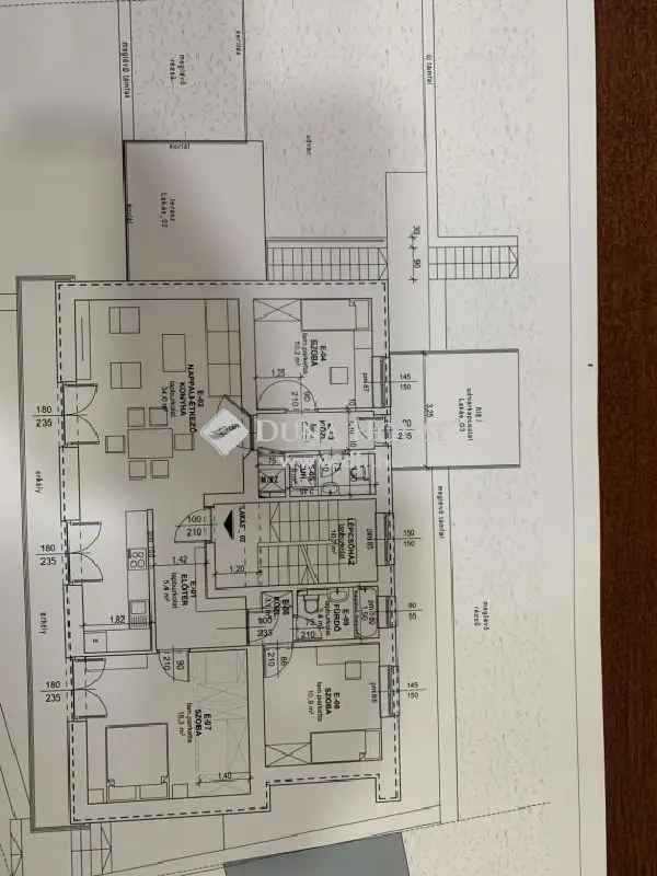 Mecsek Oldali Új Építésű Lakás Eladó 93m2 23m2 Erkély 150m2 Kert