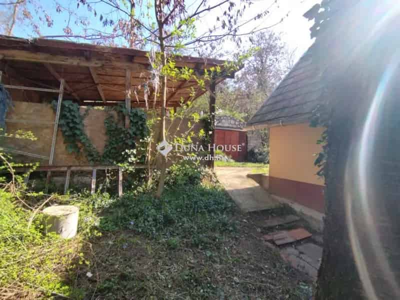 Tatabánya Kőhegy-sétány Ház Eladó 697m2 Telekkel