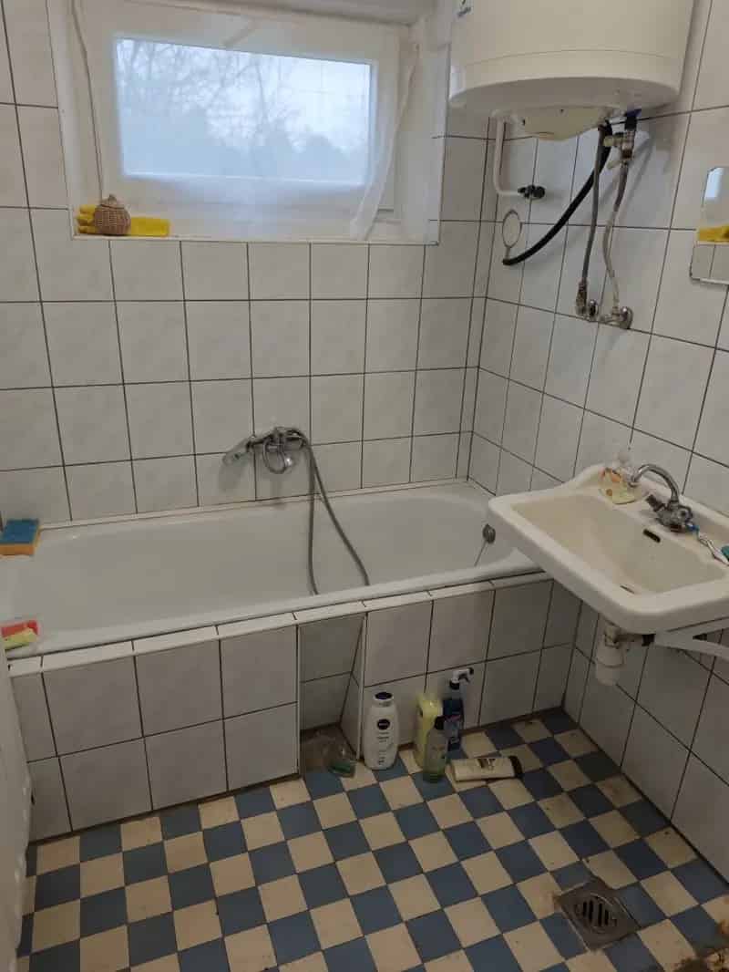 Balatonfűzfő 200m2-es családi ház eladó