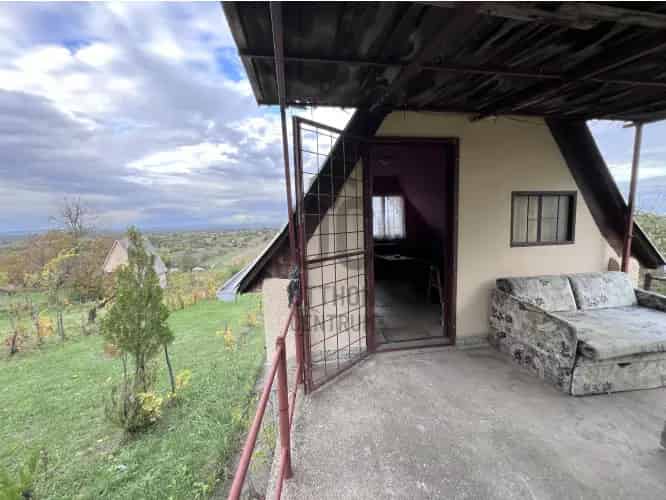 Nyergesújfalui hétvégi ház eladó - Dunai panoráma