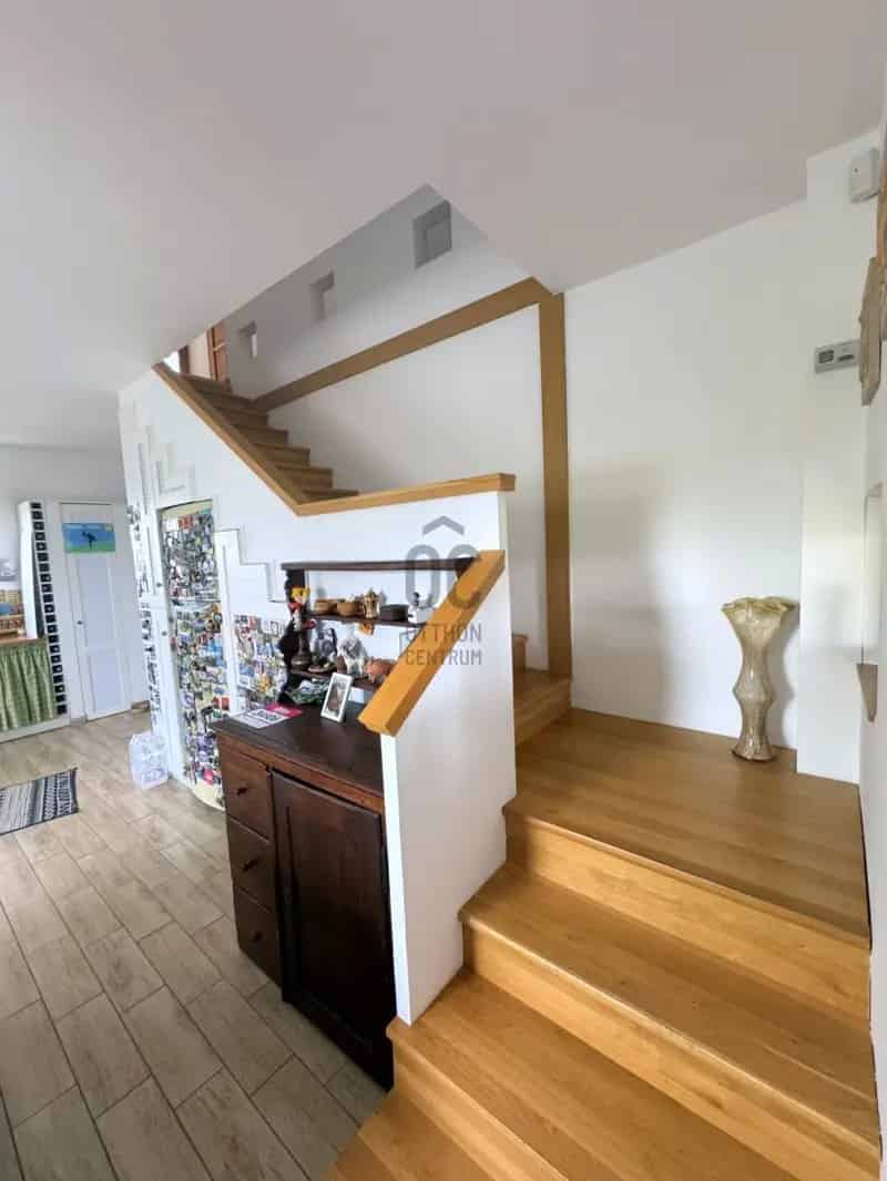 Szada 180nm 5 szobás családi ház panorámás telekkel eladó